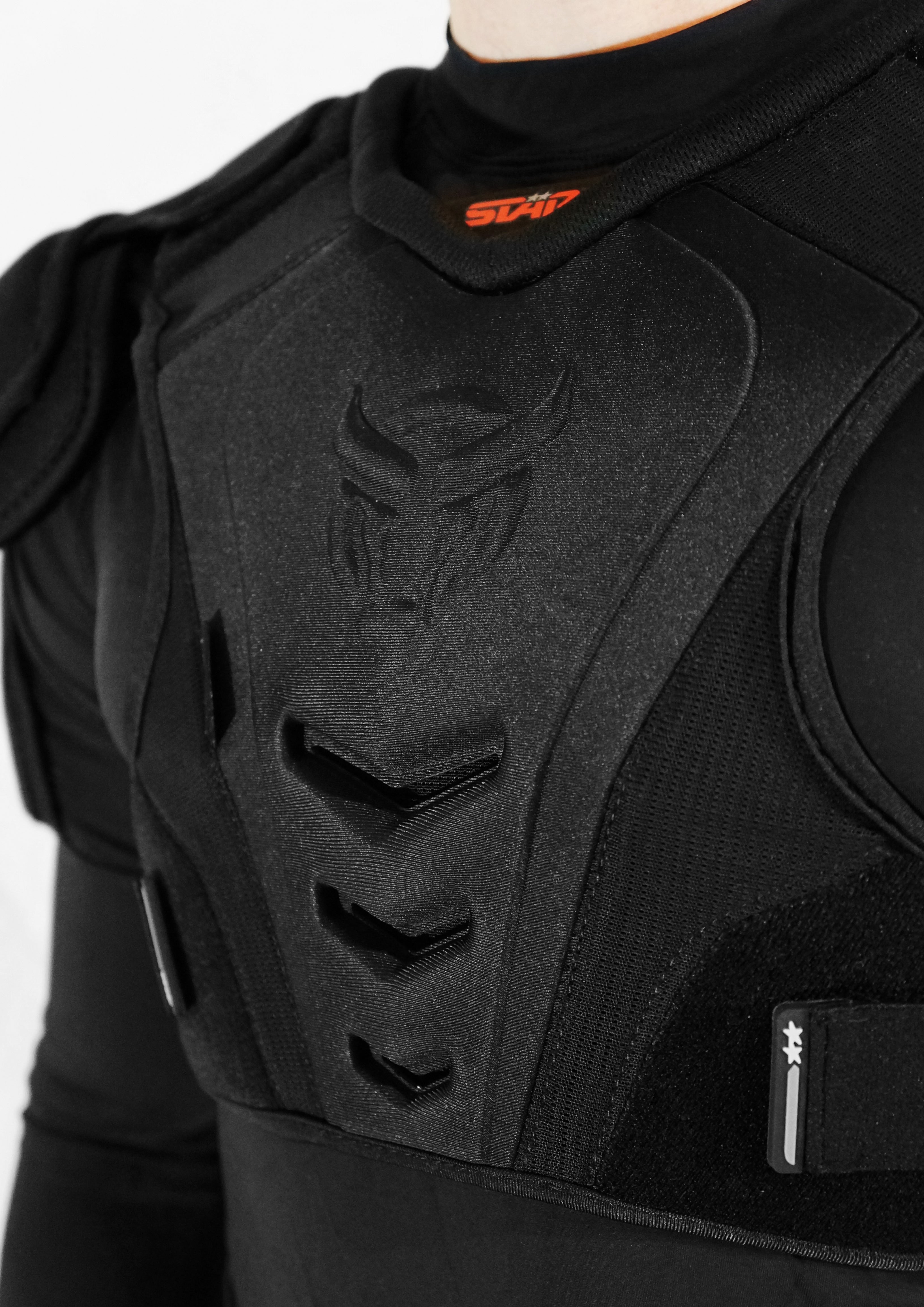 STÄRK NAKED DC9 MEN&#39;S HOCKEY SHOULDER PAD